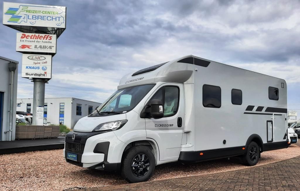 Fahrzeugabbildung Crosscamp EXPDN 7.4 E Verfüg./Sparen Sie 2.498,- €