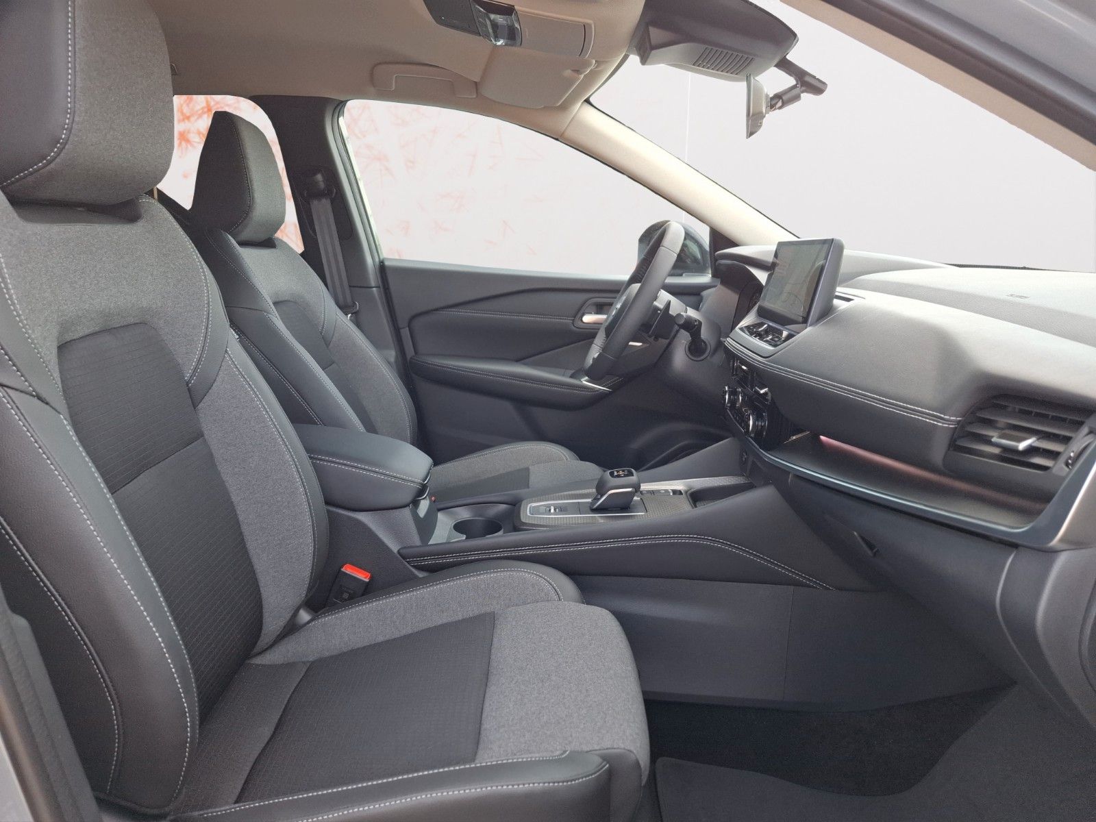 Fahrzeugabbildung Nissan Qashqai N-Connecta 1.3 DIG-T mHEV X-TRONIC 116 k