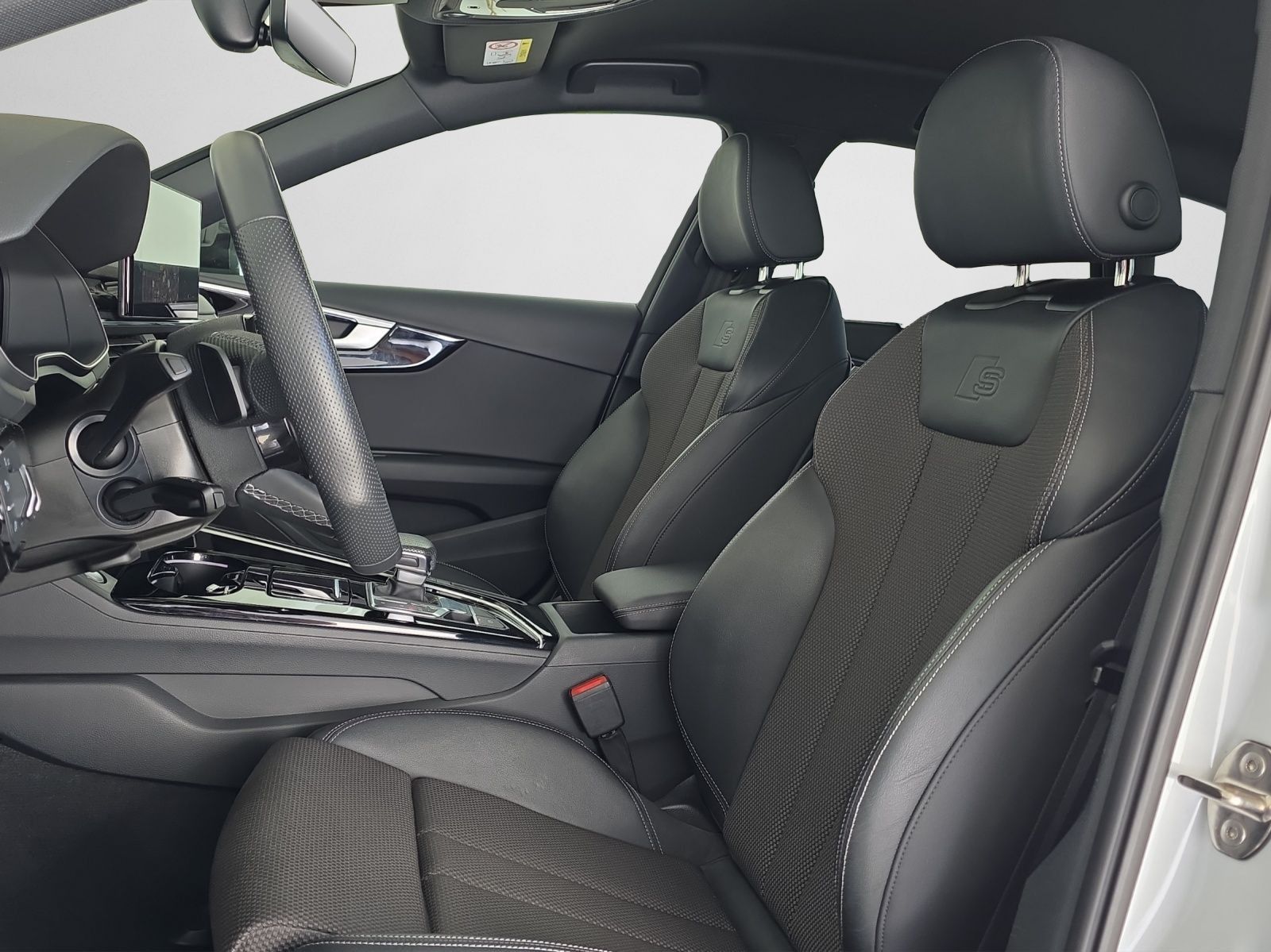 Audi A4 - Bild 12