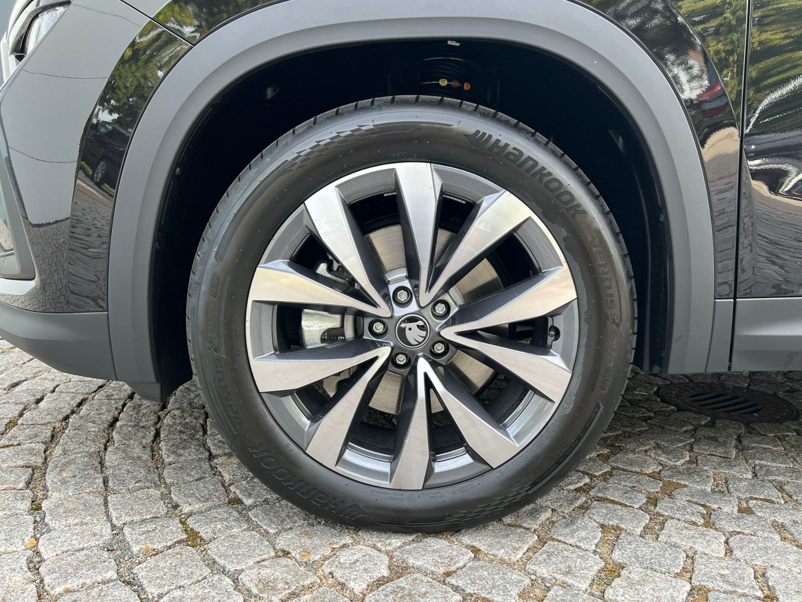 Fahrzeugabbildung SKODA Kodiaq Selection 2.0 TDI DSG *7-Sitzer, AHK, Nav