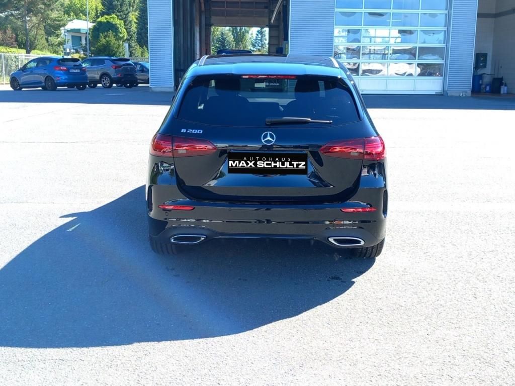 Fahrzeugabbildung Mercedes-Benz B 200 AMG*Night*Distr.*LED*Keyless*Kamera*Sitzhg