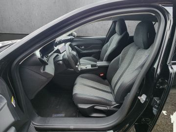 Peugeot 408 - 9