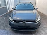Volkswagen Golf VII Variant Trendline*SITZHEIZUNG*LED* - Volkswagen Golf: Kombi, Trendline