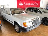 Mercedes-Benz 200!!1HAND!1.LACK!!VOLLSCHECKHEFT!! - Mercedes-Benz 200 in Duisburg