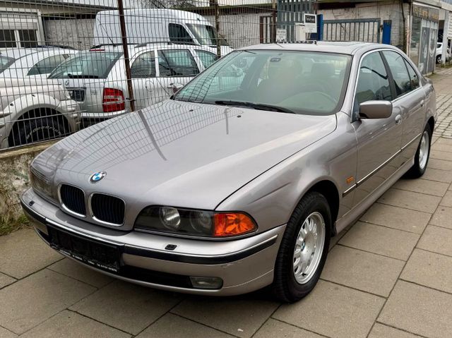 BMW 520i A /AUTOMATIK/ Tüv 05.26