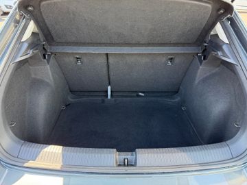 Volkswagen T-Roc +Klimaauto.+SHZ+Navi+PDC+Tempo+