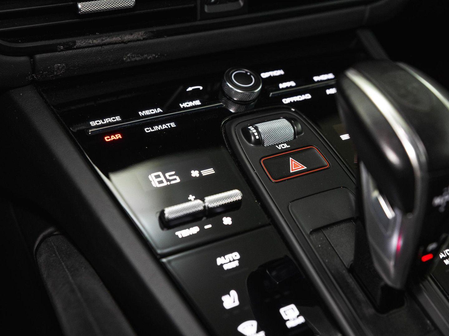 Porsche Cayenne Coupé 4.0 Turbo GT