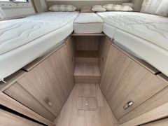 Rapido F 666 | *Face2Face, Automatik, Einzelbetten*