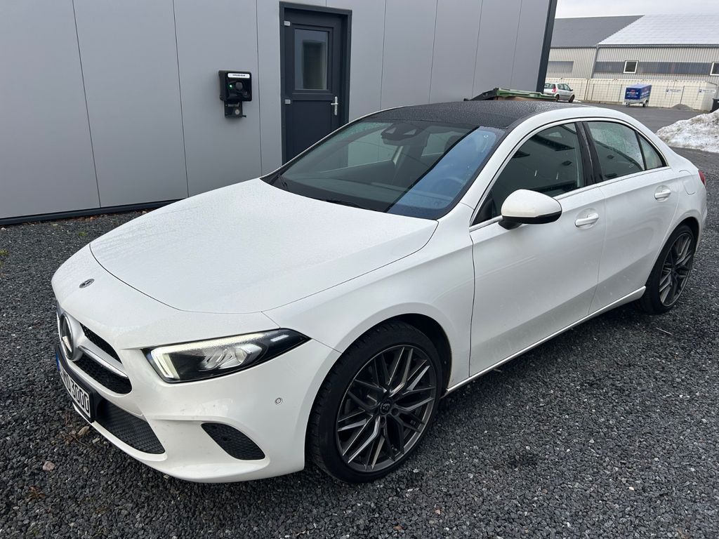 Image of Mercedes-Benz A 200