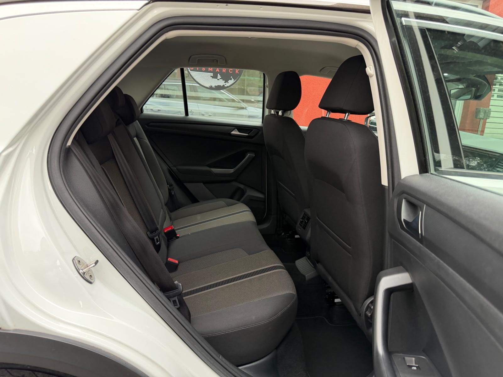 Volkswagen T-Roc Style*R-KAM*AHK*APPLE-CAR*ALU