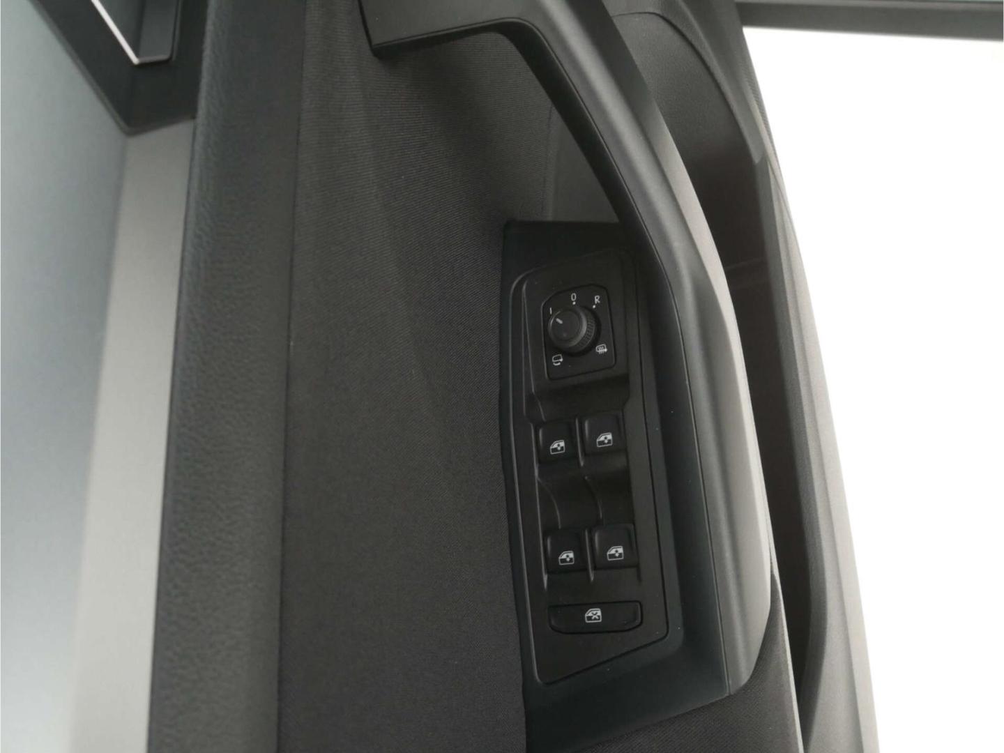 Volkswagen T-Roc 2.0 TDI Life 6-Gg. NAV/LED/AHK, миниатюра 27