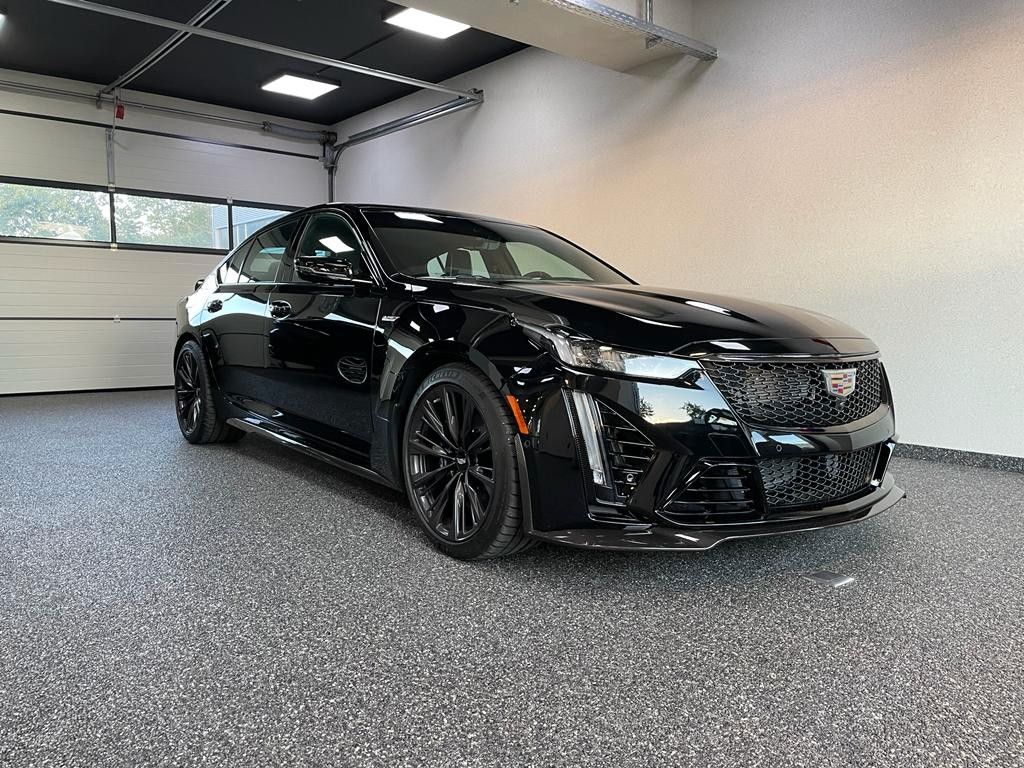 Cadillac CT5-V BLACKWING FINAL EDITION CARBON PACK 6.2 L