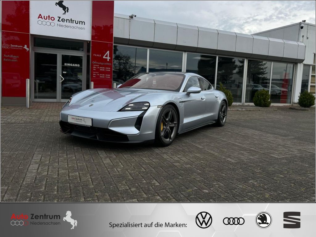 Porsche Taycan — hlavná fotografia