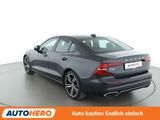 Volvo S60 2.0 T5 R-Design Aut.*NAVI*LED*TEMPO*CAM*PDC* - gebrauchte Volvo S60 aus dem Jahr 2020