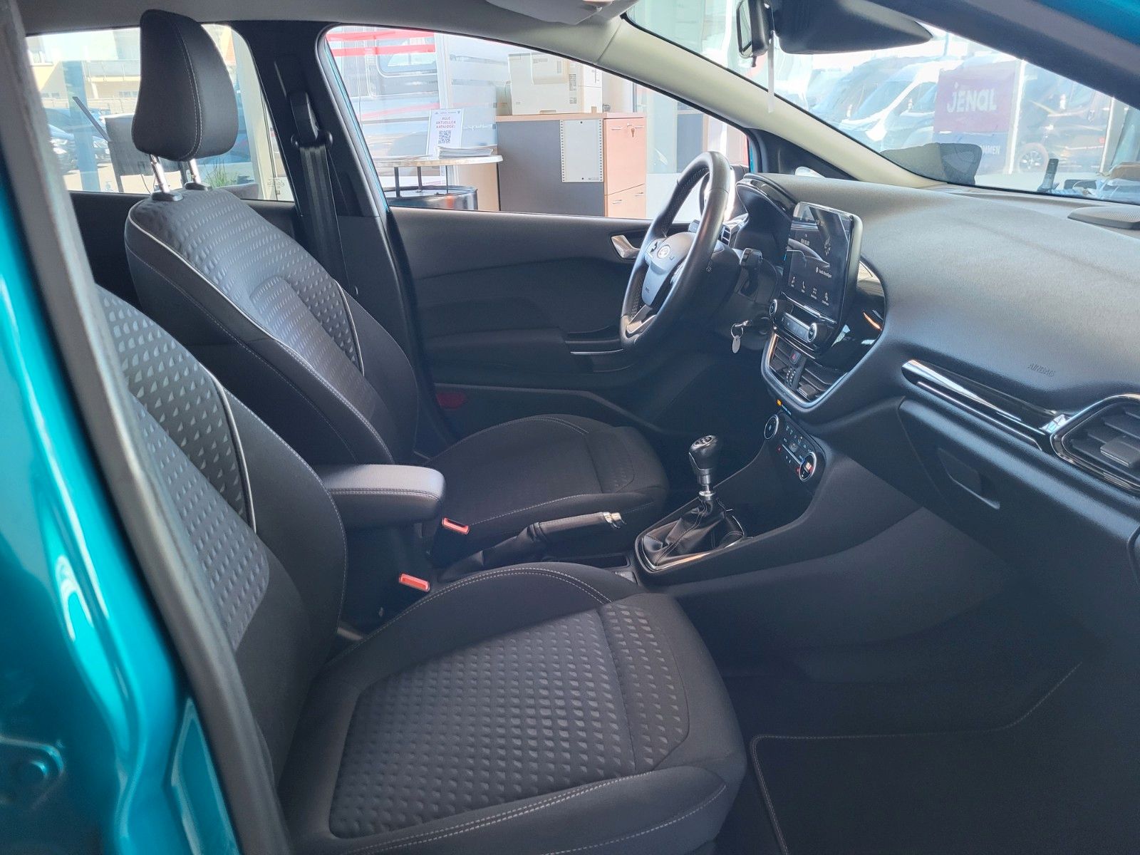 Fahrzeugabbildung Ford Fiesta Titanium Winter-P., Kamera,Klimaautomatik