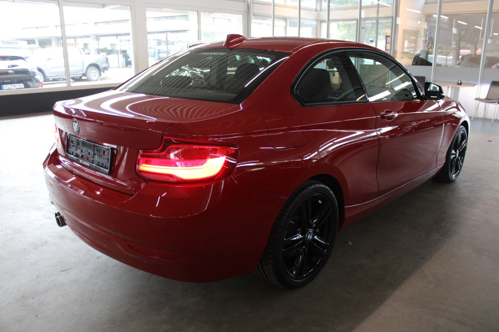 Fahrzeugabbildung BMW 220d xDrive Steptronic Coupé Advantage AHK  uvm.