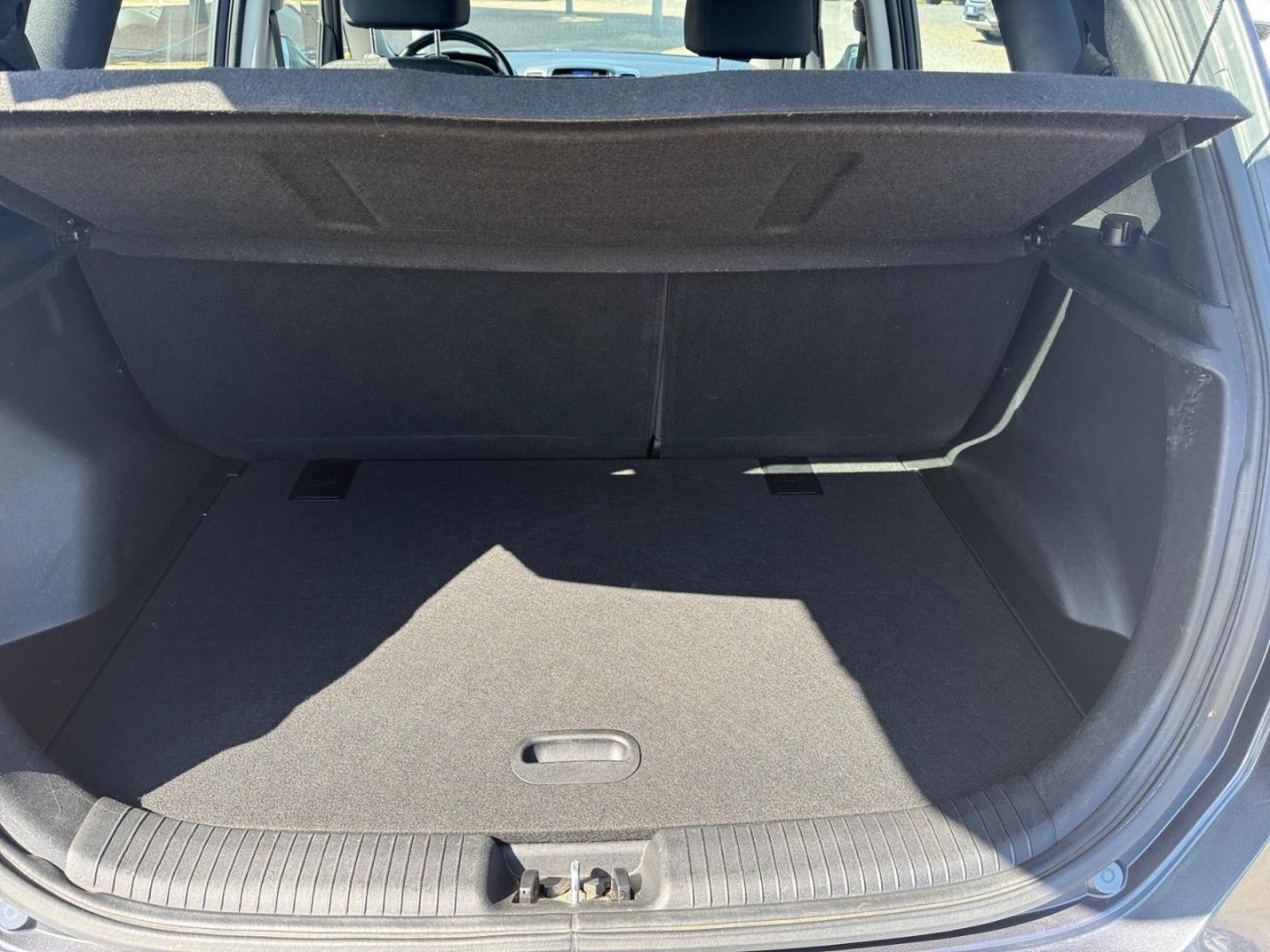 Fahrzeugabbildung Hyundai ix20 Comfort Plus 90 1.4 CRDI ALLWETTER+PDC+KLIM