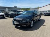 Skoda Octavia Combi Style 179PS Bi-Xenon DAB Garantie - Skoda Octavia: Style
