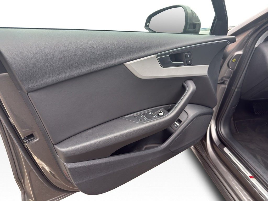 Audi A4 - Bild 12