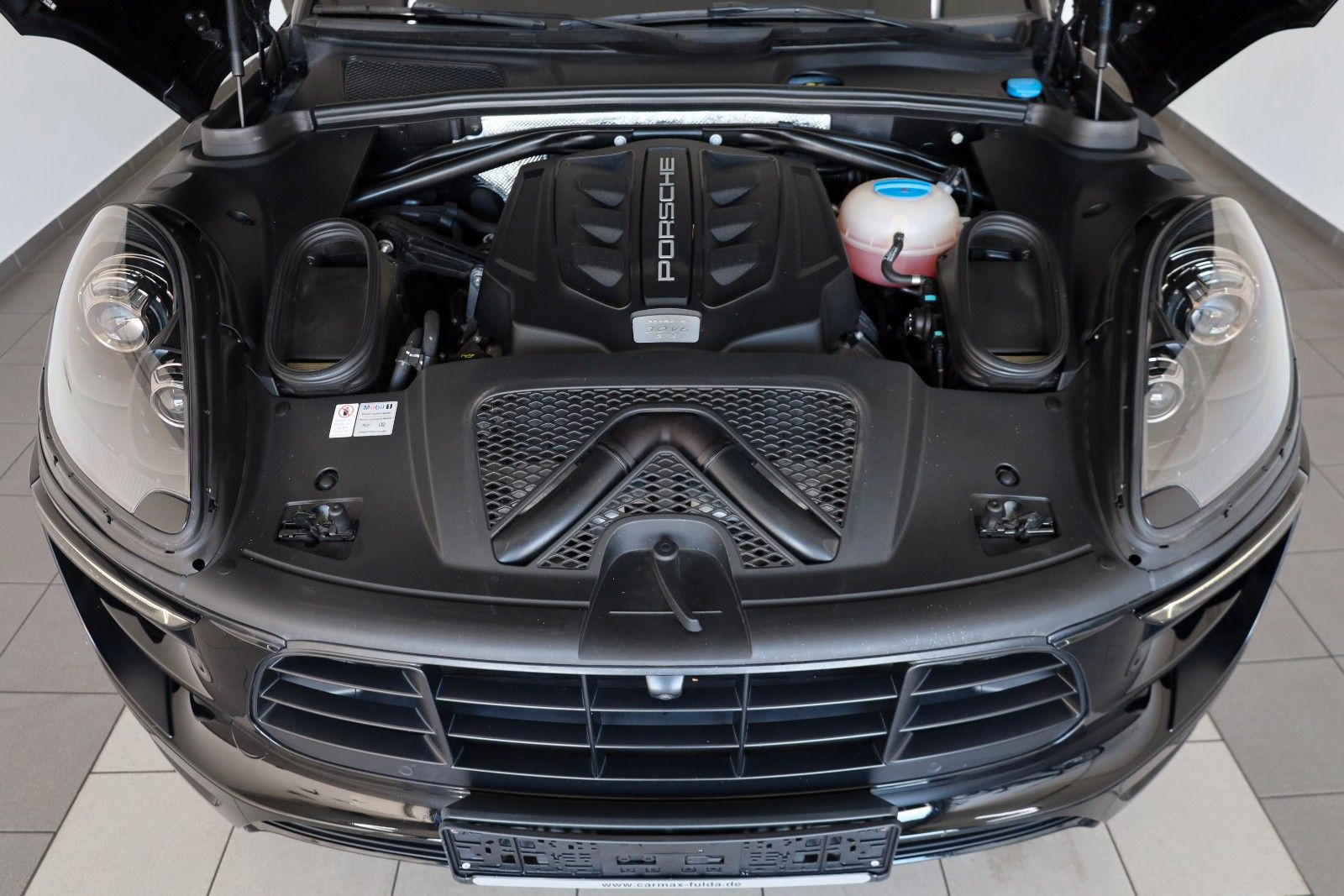 Fahrzeugabbildung Porsche Macan GTS,Sportsitze,Sitzbelüft.,Kamera,Panorama