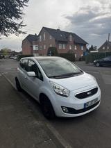 Kia Venga 1.6 CVVT FIFA WORLD CUP EDITION FIFA W... - Kia Venga mit Benzin-Antrieb: Kleinbus