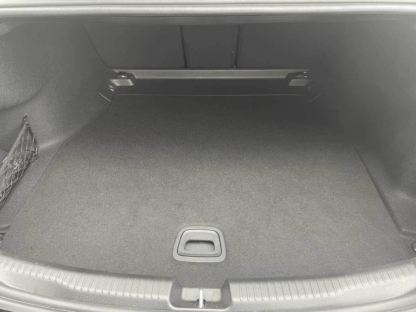 Fahrzeugabbildung Mercedes-Benz C 43 AMG Digital+Burm+Distr+360+HUD+AHK+ Carbon