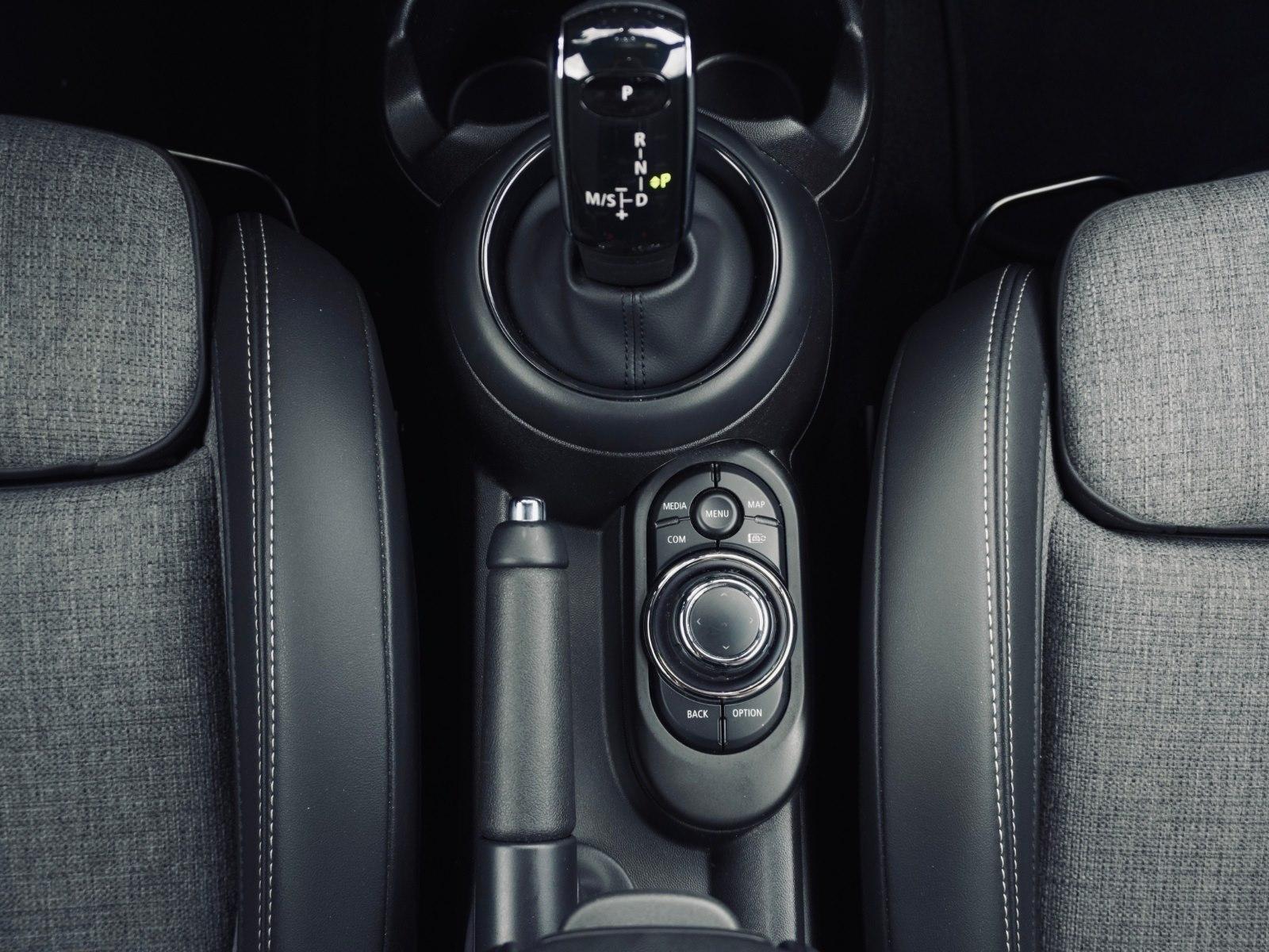 MINI Cooper S Cabrio Head-Up+SHZ+Apple+KeyGO+Spurass.