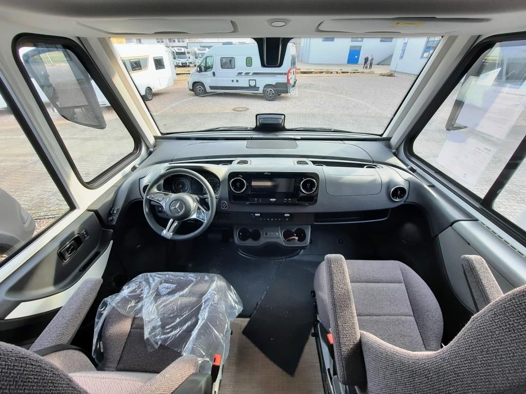 Fahrzeugabbildung HYMER / ERIBA / HYMERCAR B-Klasse MC I 600 Verfüg./Autark/AHK/TV/Markise