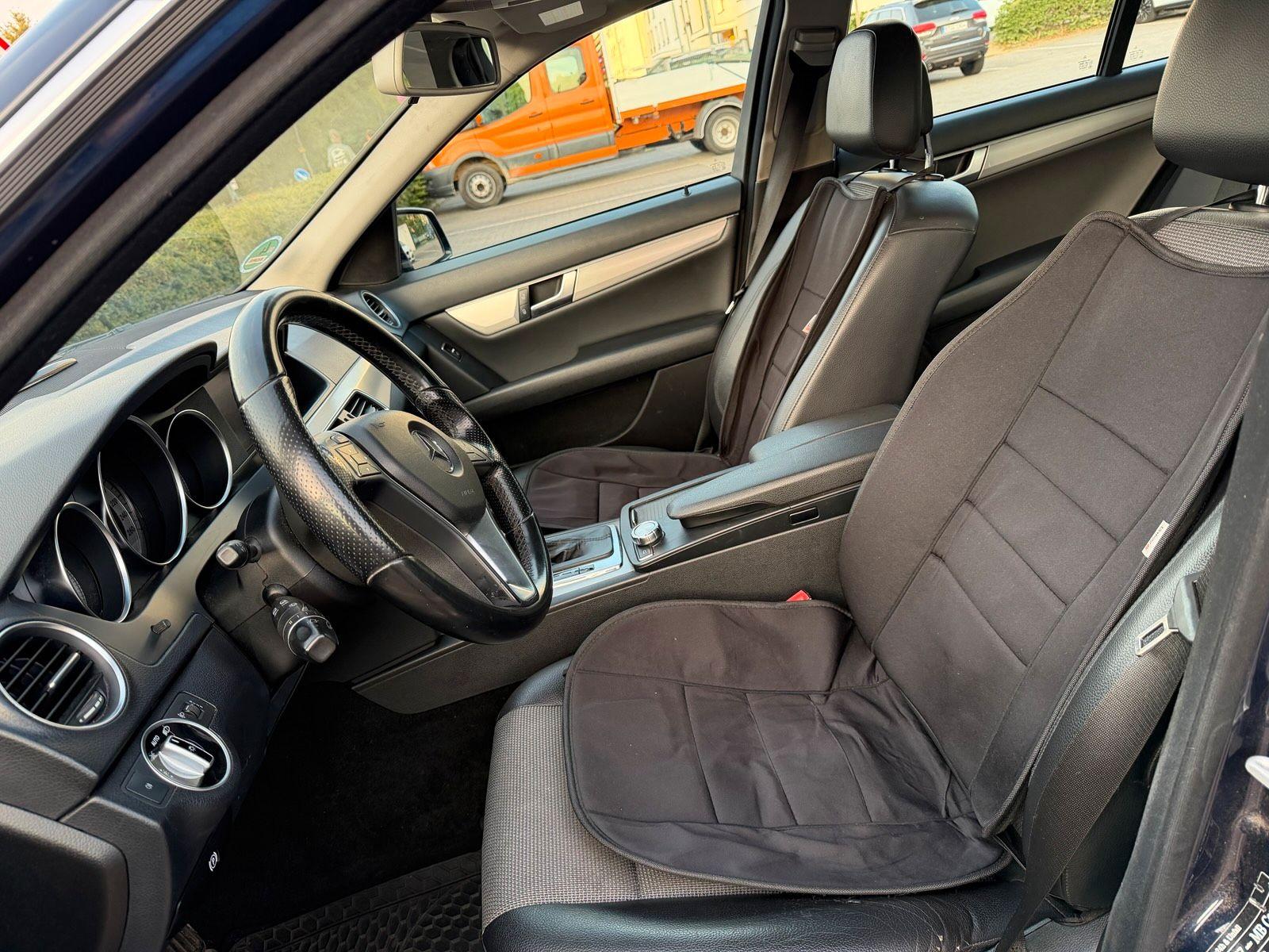 Mercedes-Benz 220 2011 — photo 5