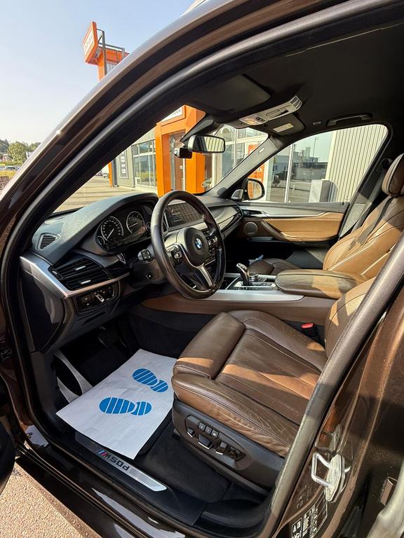 BMW X5 M50