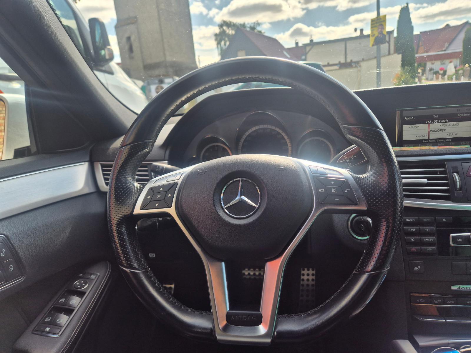 Mercedes-Benz E 220 CDI T Avantgarde