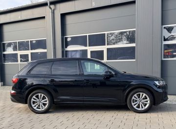 Audi Q7 - 4