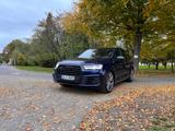 Audi SQ7 4.0 TDI quattro tiptronic -Top gepflegt  - blaue Audi SQ7
