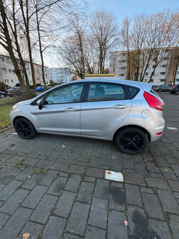 Ford Fiesta Auto