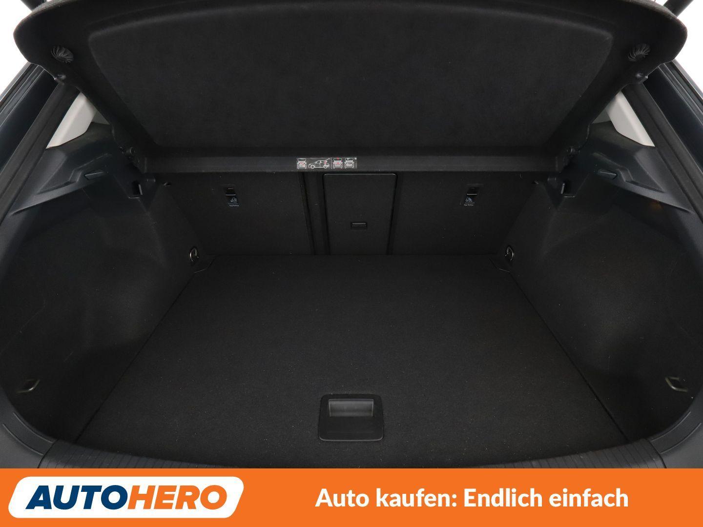 Volkswagen T-Roc 1.5 TSI ACT United Aut*NAVI*ACC*PDC*SHZ*