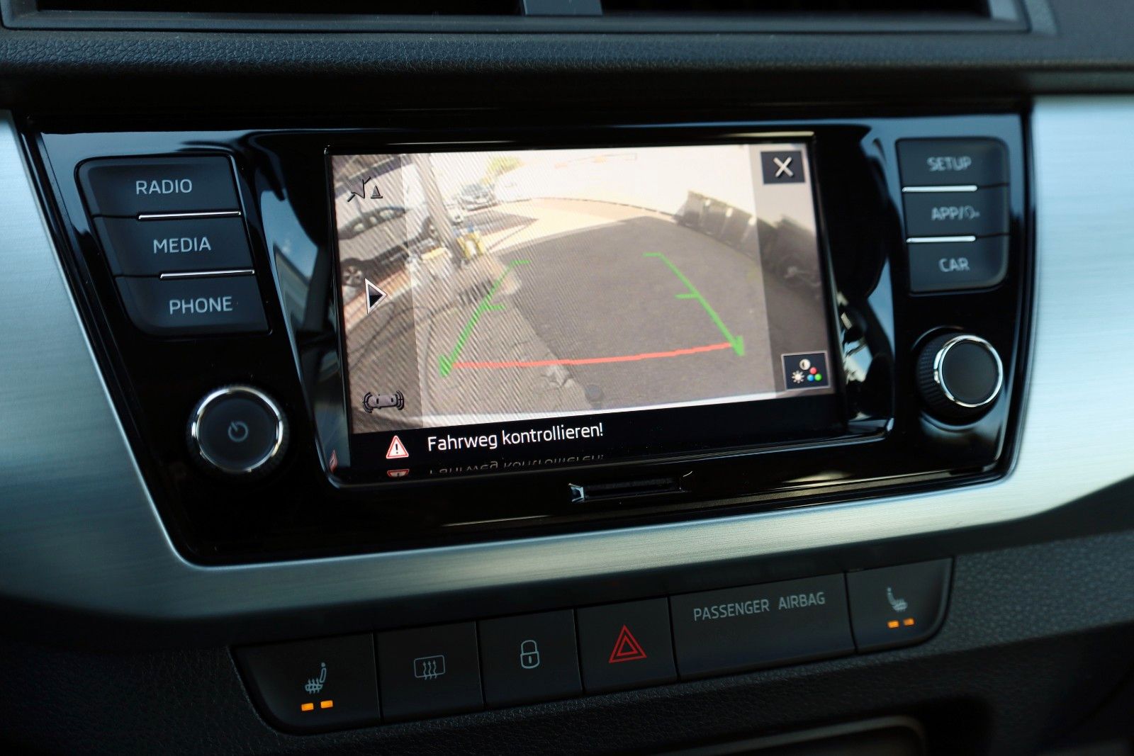 Fahrzeugabbildung SKODA Fabia Combi Ambition SH,PDC,Kamera,Apple CarPlay