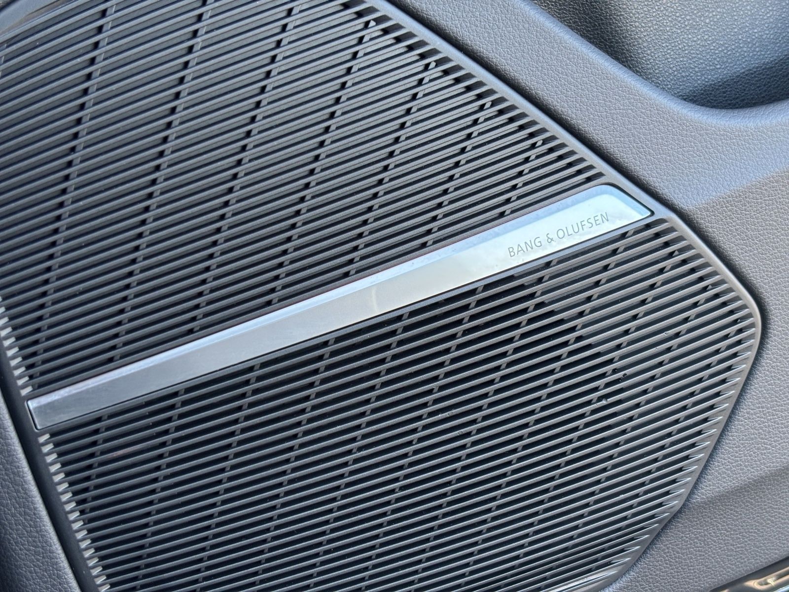 Audi RSQ8 - Bild 18