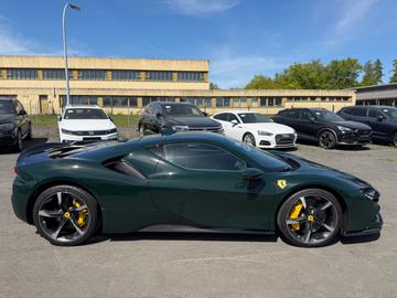 2021 Ferrari SF90 照片 4