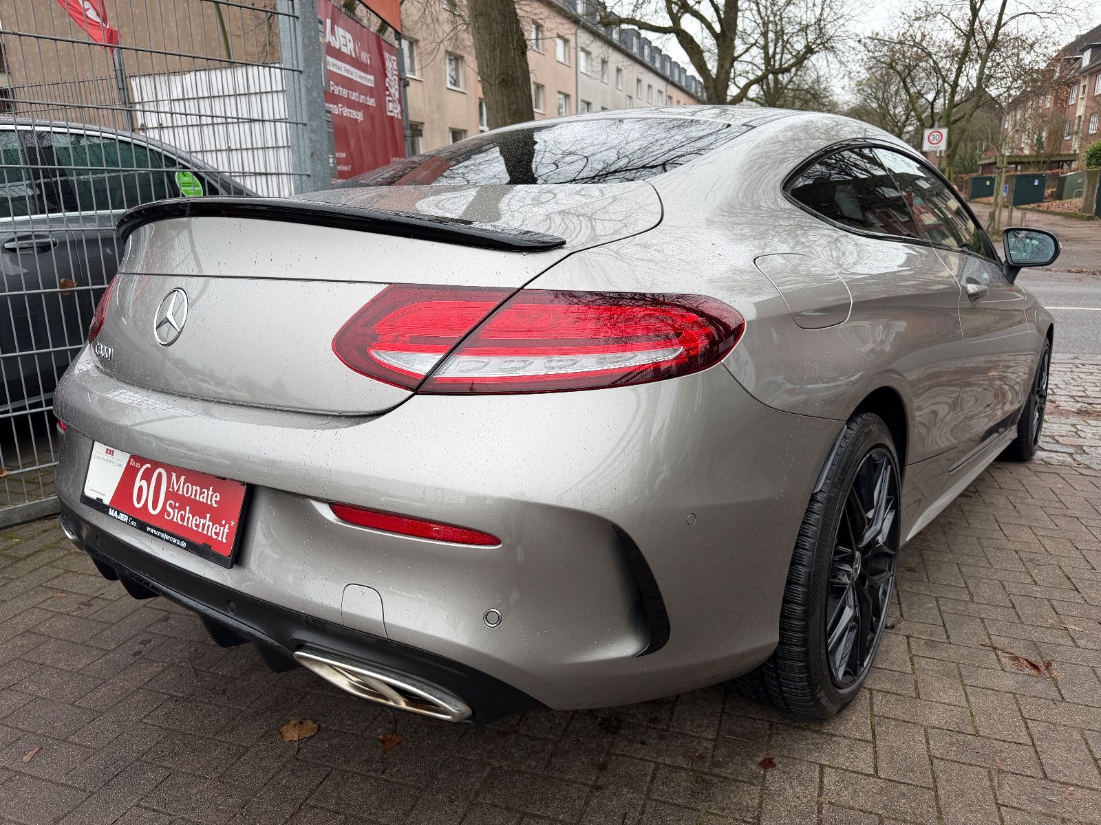 Fahrzeugabbildung Mercedes-Benz C 300 Coupe AMG Line*ACC*LEDER*LED*KAMERA*SHZ