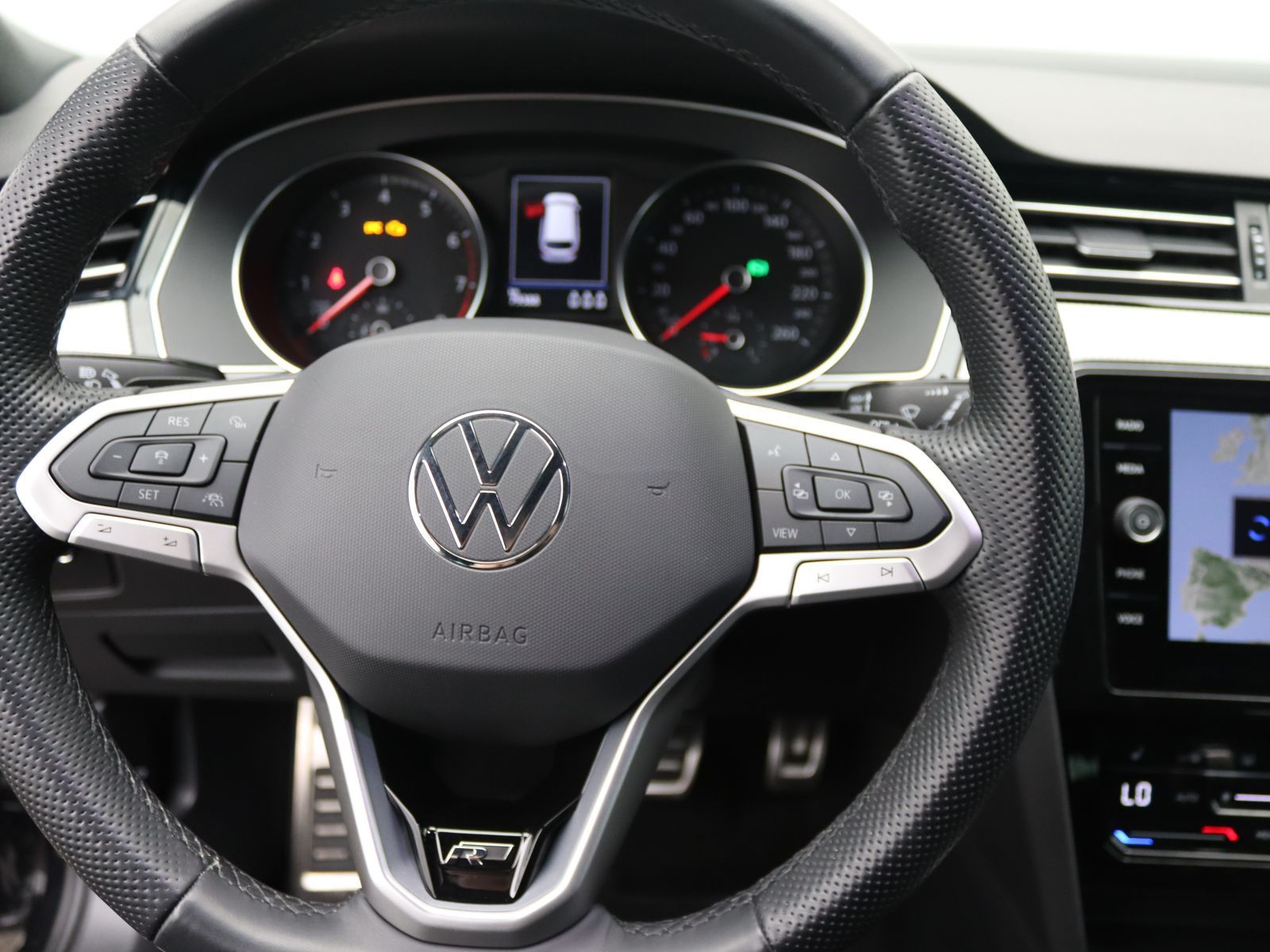 Volkswagen Passat Variant - Bild 14