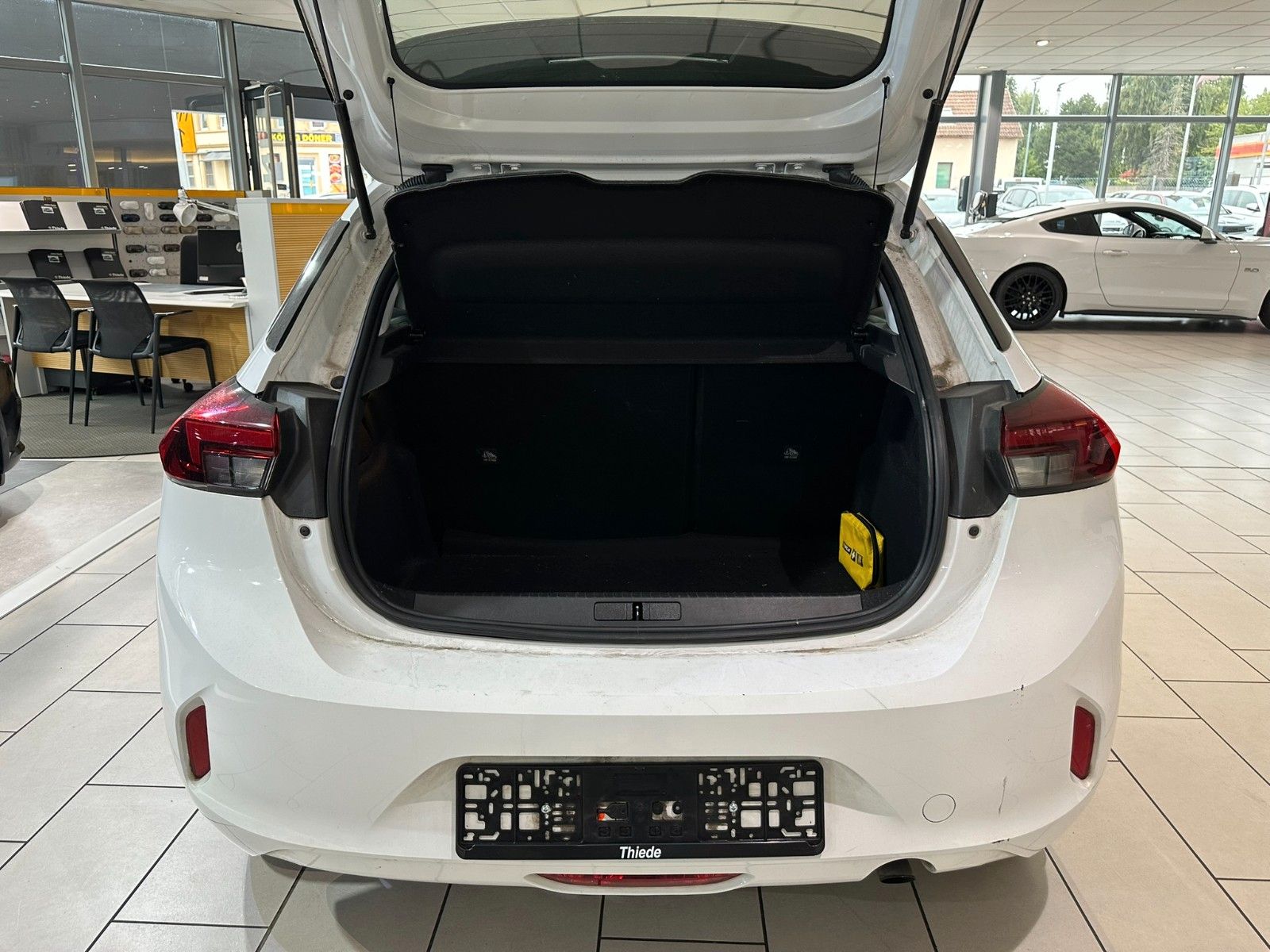Fahrzeugabbildung Opel Corsa F 1.2 KLIMA/SPURASSISTENT/TEMPOMAT