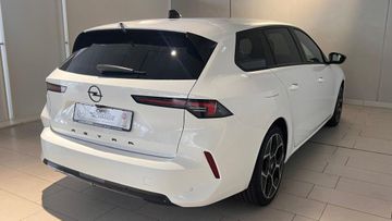 Fotografie 5 des Opel Astra Sports Tourer 1.2 Turbo AT Ultimate