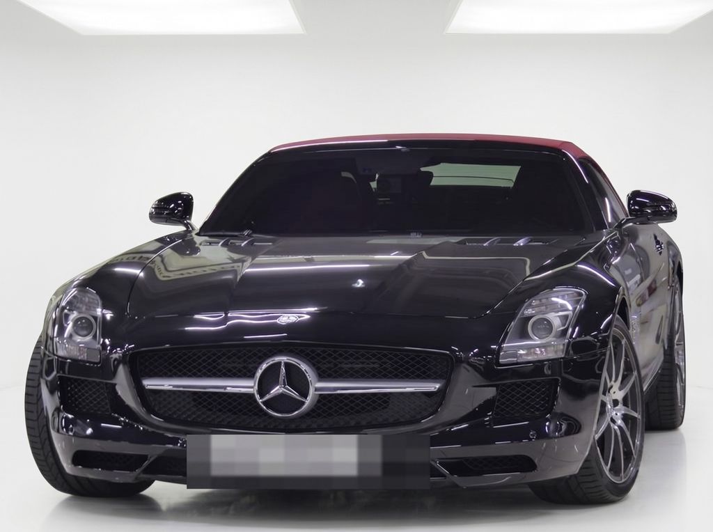 Mercedes-Benz SLS AMG