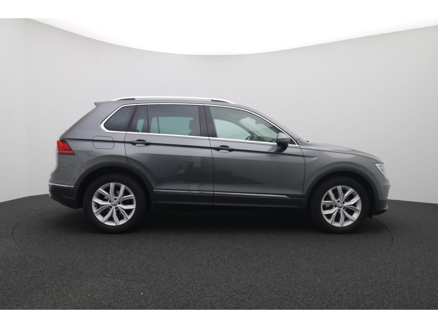 Fahrzeugabbildung Volkswagen Tiguan Highline BMT Start-Stopp ACC 3-Klimaautom