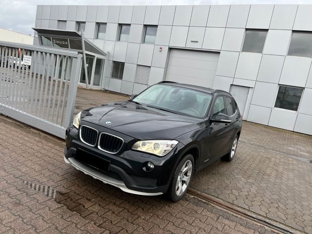 BMW X1 20 d xDrive PANO*SHZ*AHK*NAVI*PDC V+H*BIXENON