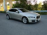 Jaguar XE 20d 180PS AWD Prestige Automatik Prestige - Jaguar XE: Prestige