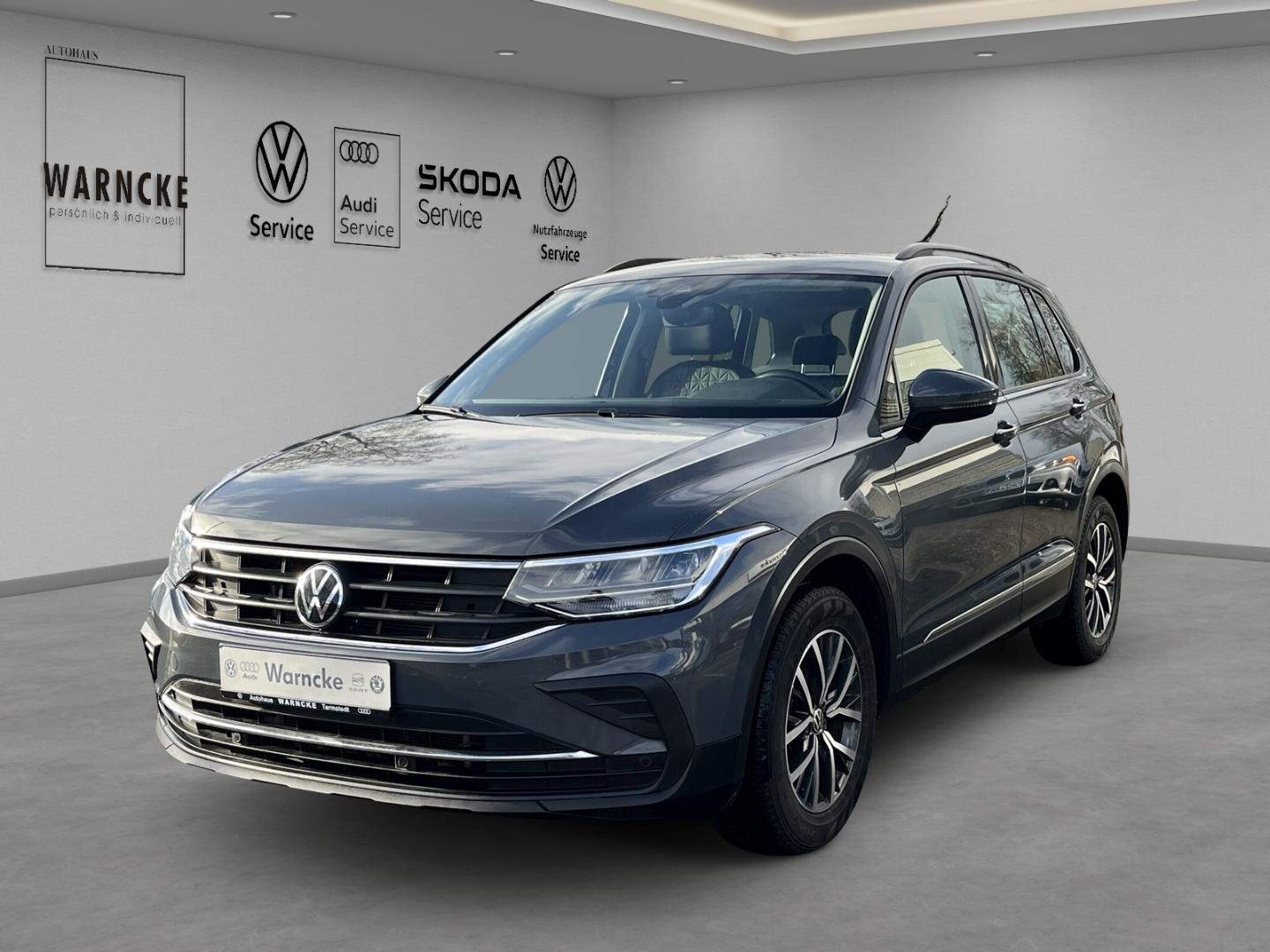 Volkswagen Tiguan 2.0 TDI Life DSG LED ACC AHK NAV LM GJR S