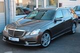 Mercedes-Benz E 200 CGI T AMG Line Bi-Xenon*Navi*Leder*AHK*... - Mercedes-Benz E 200 aus 2012