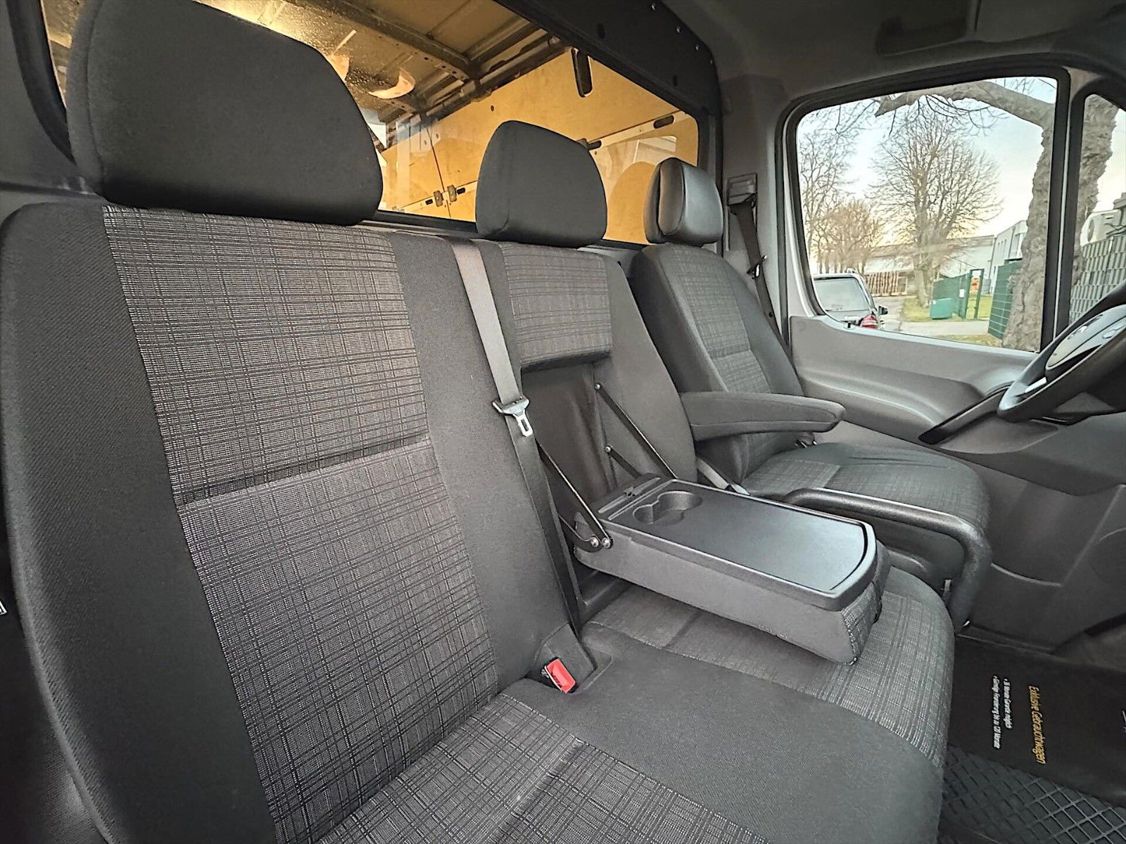 Fahrzeugabbildung Mercedes-Benz Sprinter II Kasten 319 CDI L2H3 *Bi-Xenon*19%*