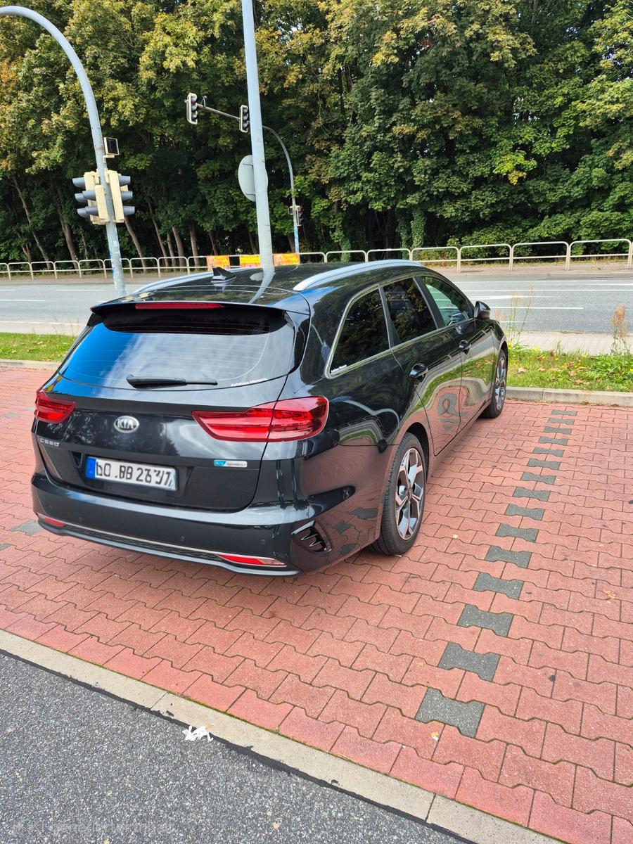 Kia cee'd Sportswagon 1.6 CRDi MHEV 100kW DCT Vi...